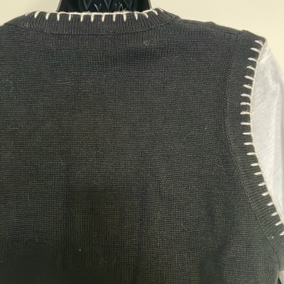 VTG Victoria Jones Embroidered Santa Cardigan Vest - Picture 4 of 8